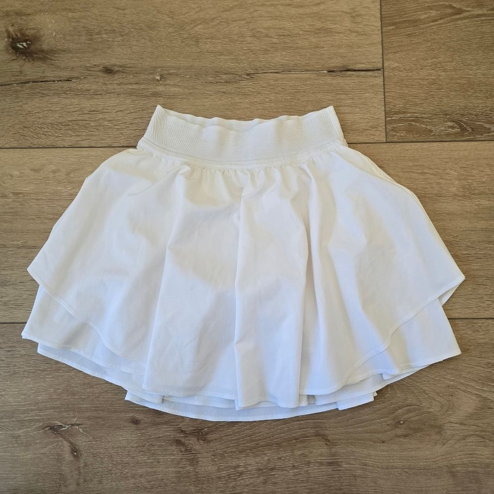 Lululemon Court Rival High Rise Skirt Size 0 Tall